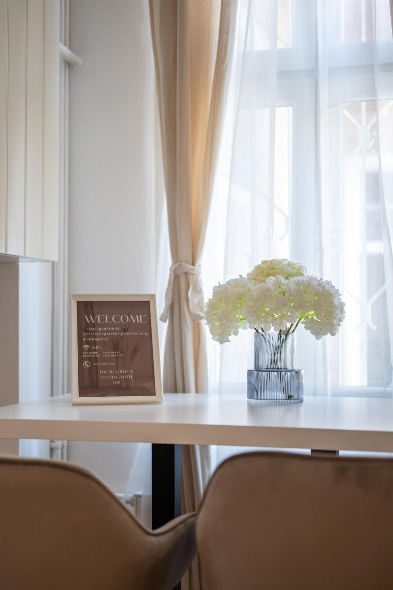 Deluxe And Cozy City Center Suite For 8Ppl Budapest Extérieur photo